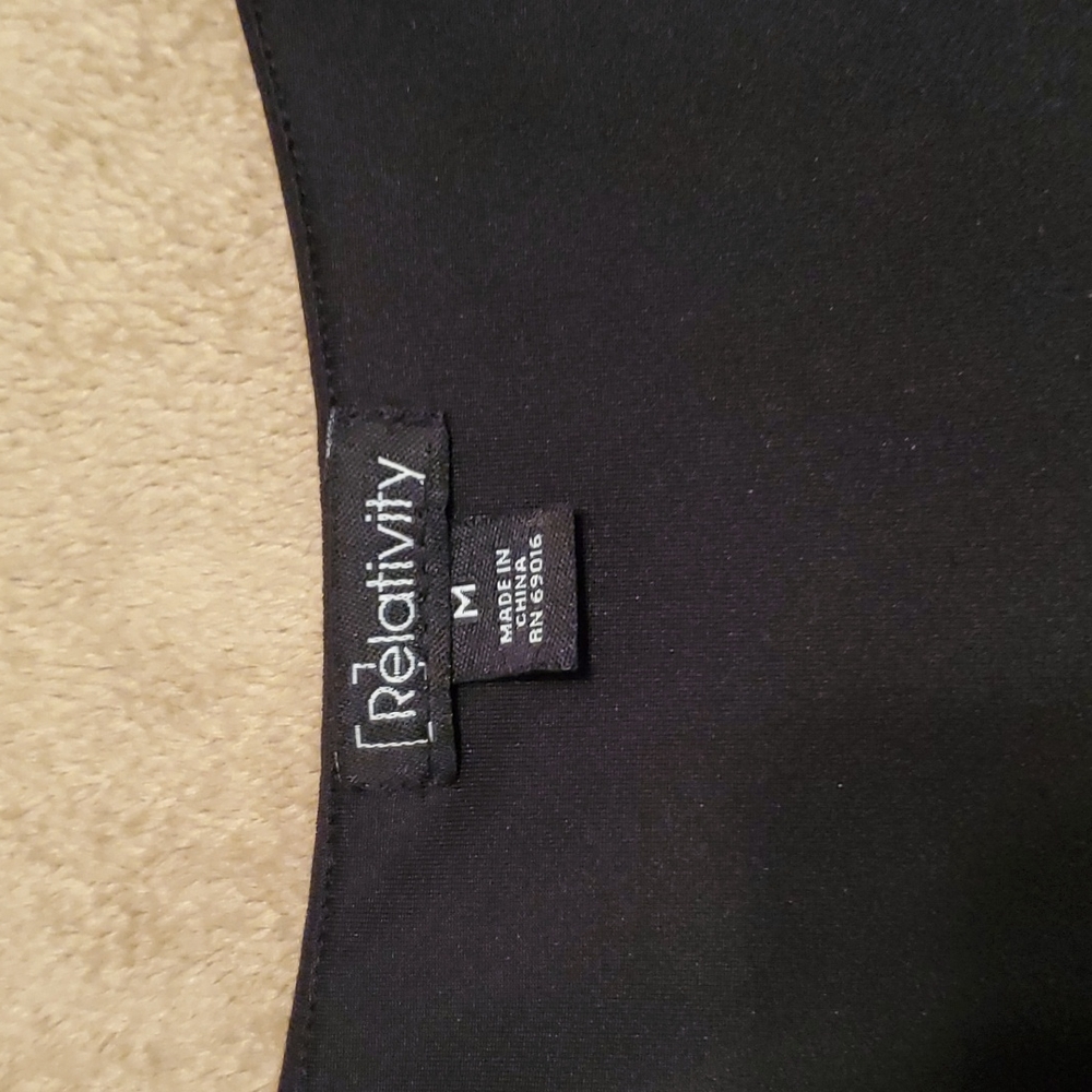 Relativity dress - Picture 3 of 8
